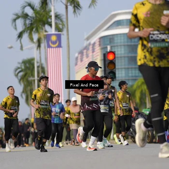 Runner Photo 6480856