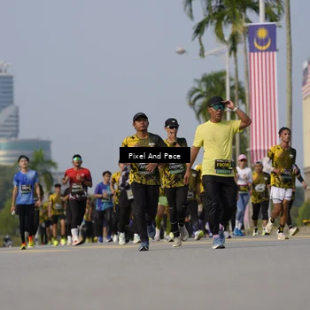 Runner Photo 6480901