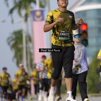 Runner Photo 6480924