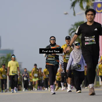Runner Photo 6480982