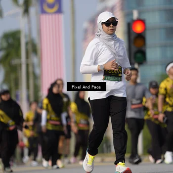 Runner Photo 6481033