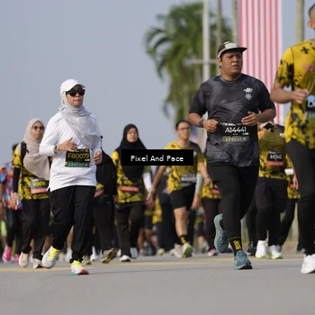 Runner Photo 6481054