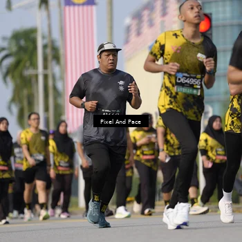 Runner Photo 6481060