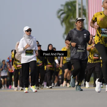 Runner Photo 6481062