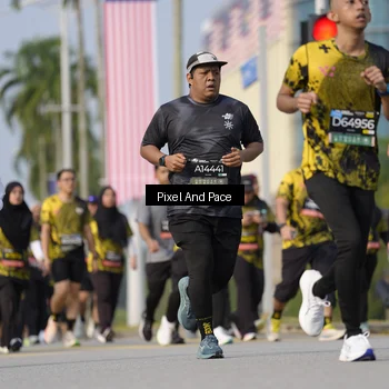 Runner Photo 6481070