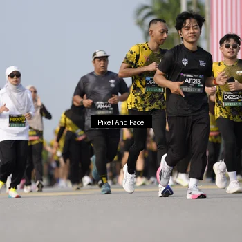 Runner Photo 6481092