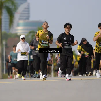 Runner Photo 6481126