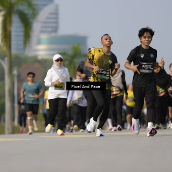 Runner Photo 6481133