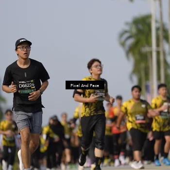 Runner Photo 6481134