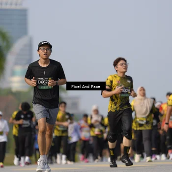 Runner Photo 6481145