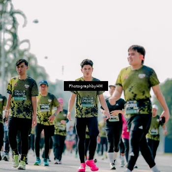 Runner Photo 6481149