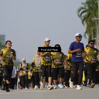 Runner Photo 6481158