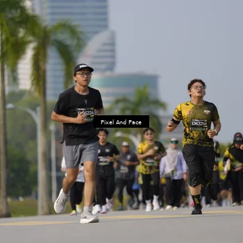 Runner Photo 6481164