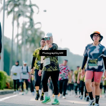 Runner Photo 6481172