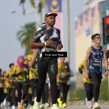 Runner Photo 6481177