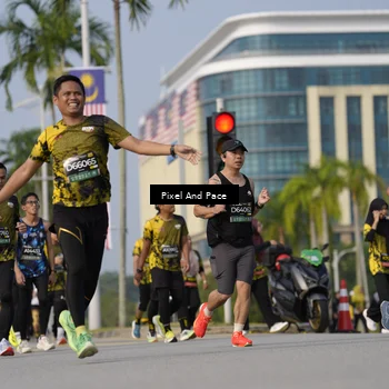 Runner Photo 6481210