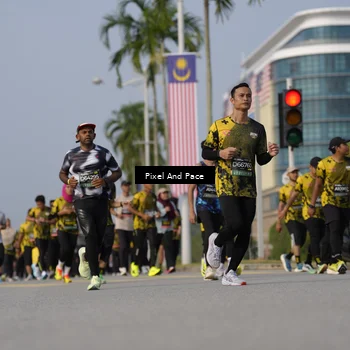 Runner Photo 6481216