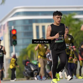 Runner Photo 6481243
