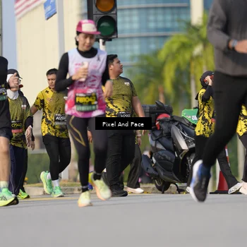 Runner Photo 6481300