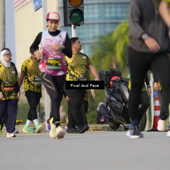 Runner Photo 6481301