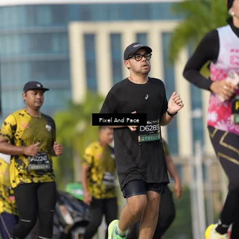 Runner Photo 6481305