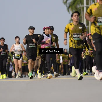 Runner Photo 6481349