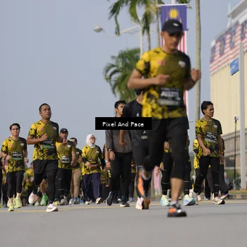 Runner Photo 6481350