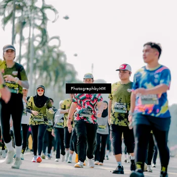 Runner Photo 6481400
