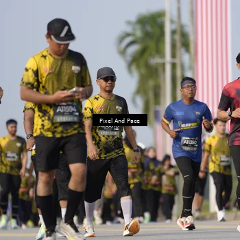 Runner Photo 6481419