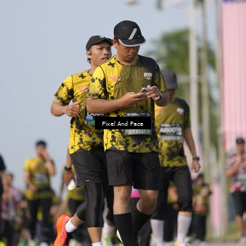 Runner Photo 6481424