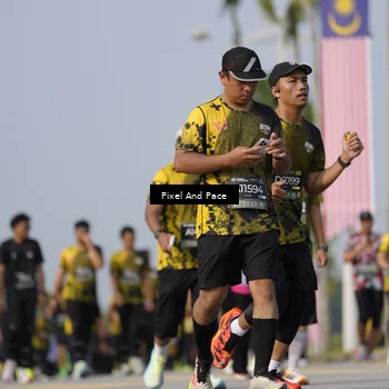 Runner Photo 6481438