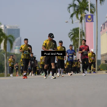 Runner Photo 6481441