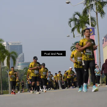 Runner Photo 6481443
