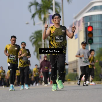 Runner Photo 6481464