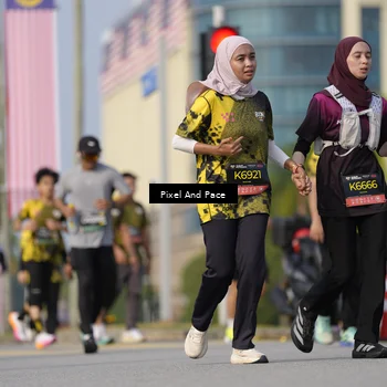 Runner Photo 6481480