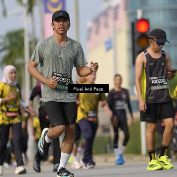 Runner Photo 6481509