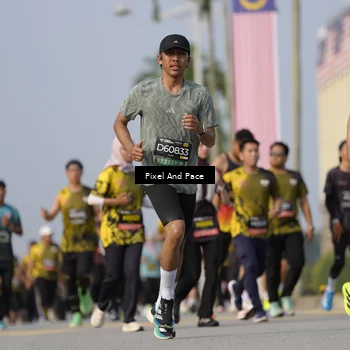 Runner Photo 6481527