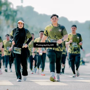 Runner Photo 6481624