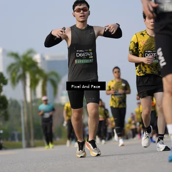 Runner Photo 6481671