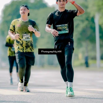 Runner Photo 6481672