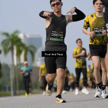 Runner Photo 6481687