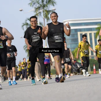 Runner Photo 6481697