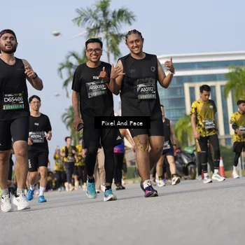 Runner Photo 6481702