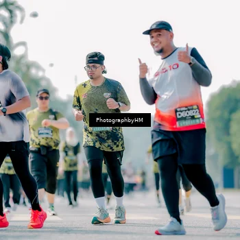 Runner Photo 6481733