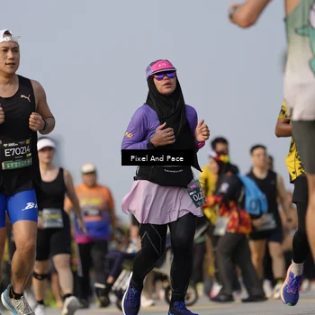 Runner Photo 6481778