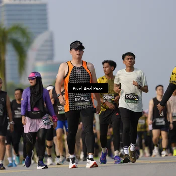 Runner Photo 6481825