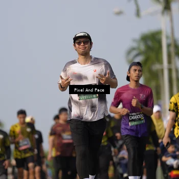 Runner Photo 6481848
