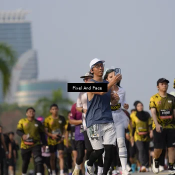 Runner Photo 6481876