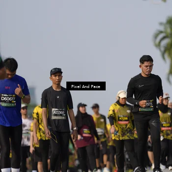 Runner Photo 6481913