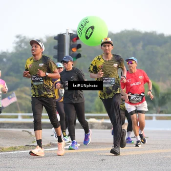 Runner Photo 6481921